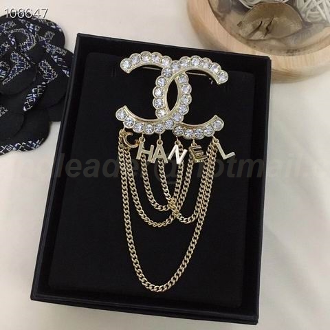 Chanel Brooch 206